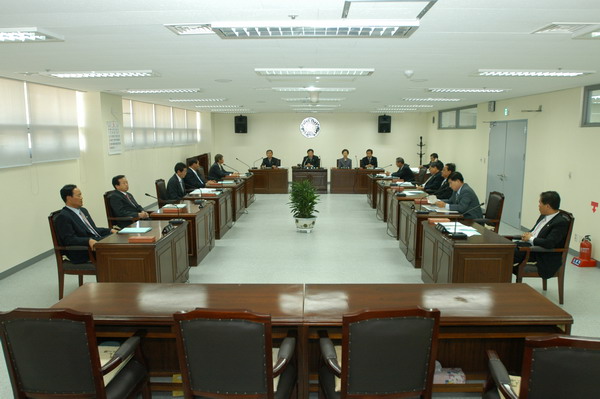 제64차 간담회 (5. 19. 소회의실)