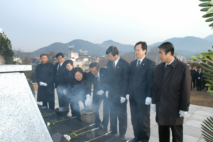 2007년 신년 충혼탑 참배(1. 1. 현풍 충혼탑)