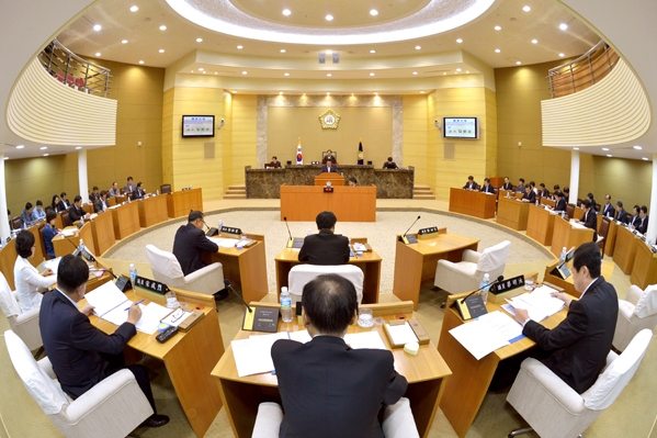 제219회 임시회  (9.4. 개회)
