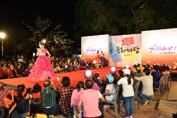 100년달성 예술 꽃마차 ( 9. 20. 사문진 역사공원)