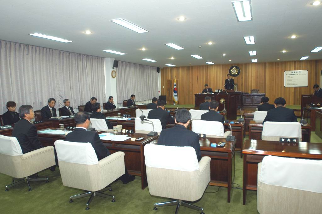 제124회 임시회 제1차 본회의 개회