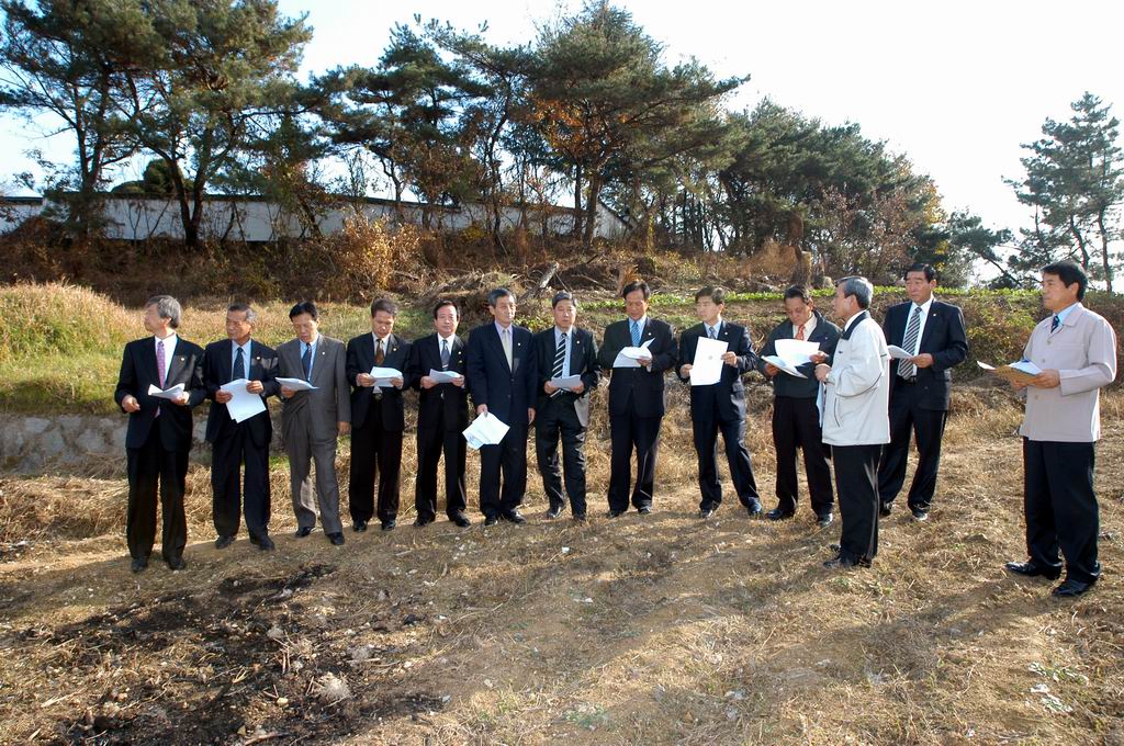 제124회 임시회 현장방문 - 충혼탑 주차장 부지 (11. 14)