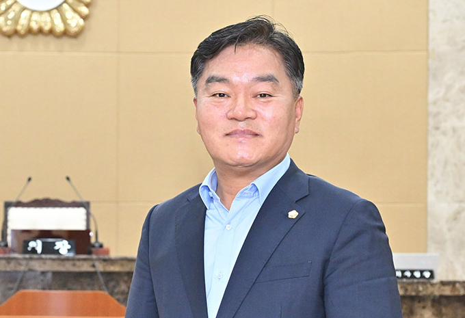 신동윤 의원